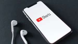 Hashtags and YouTube Shorts 